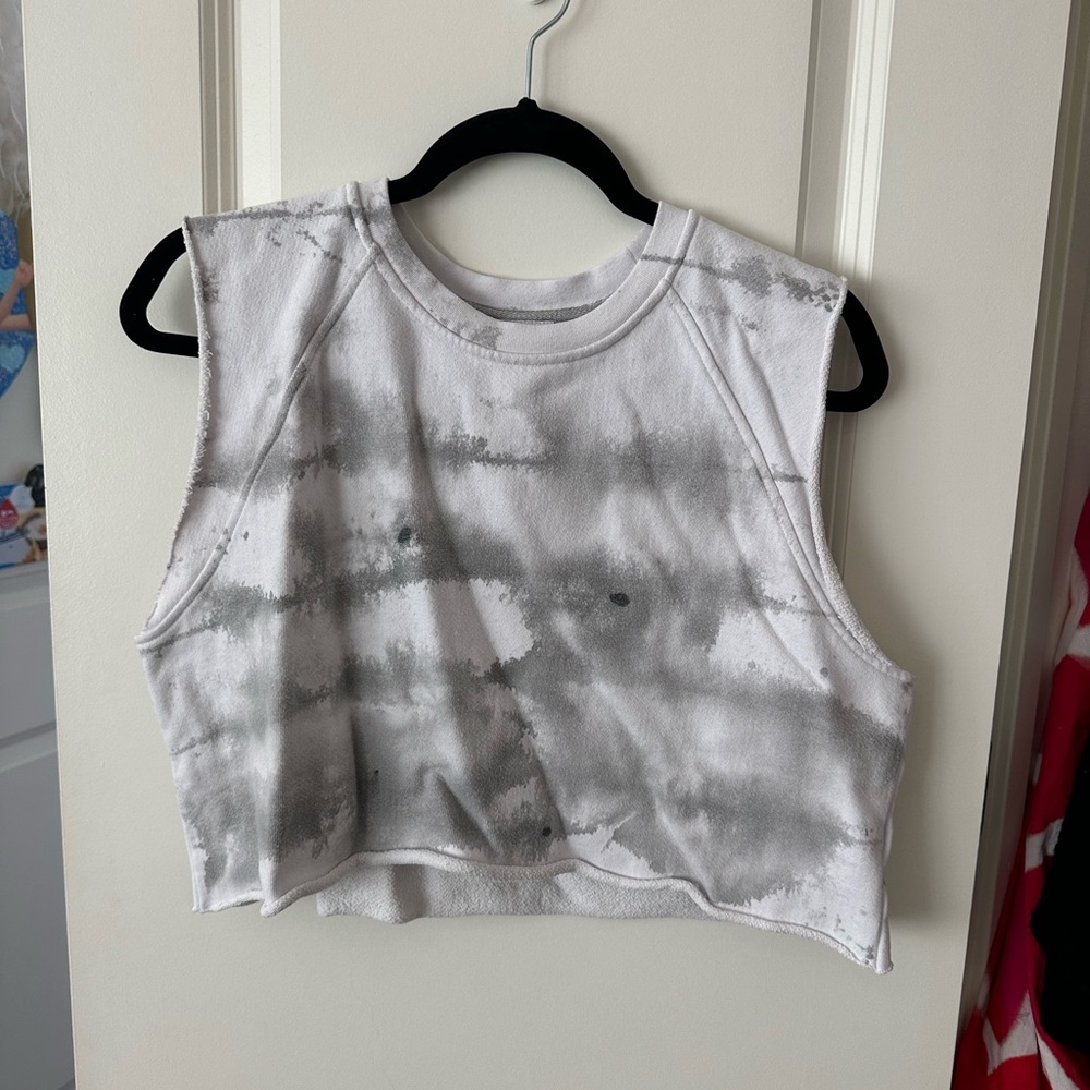 Gray Tie-Dye koch Top
